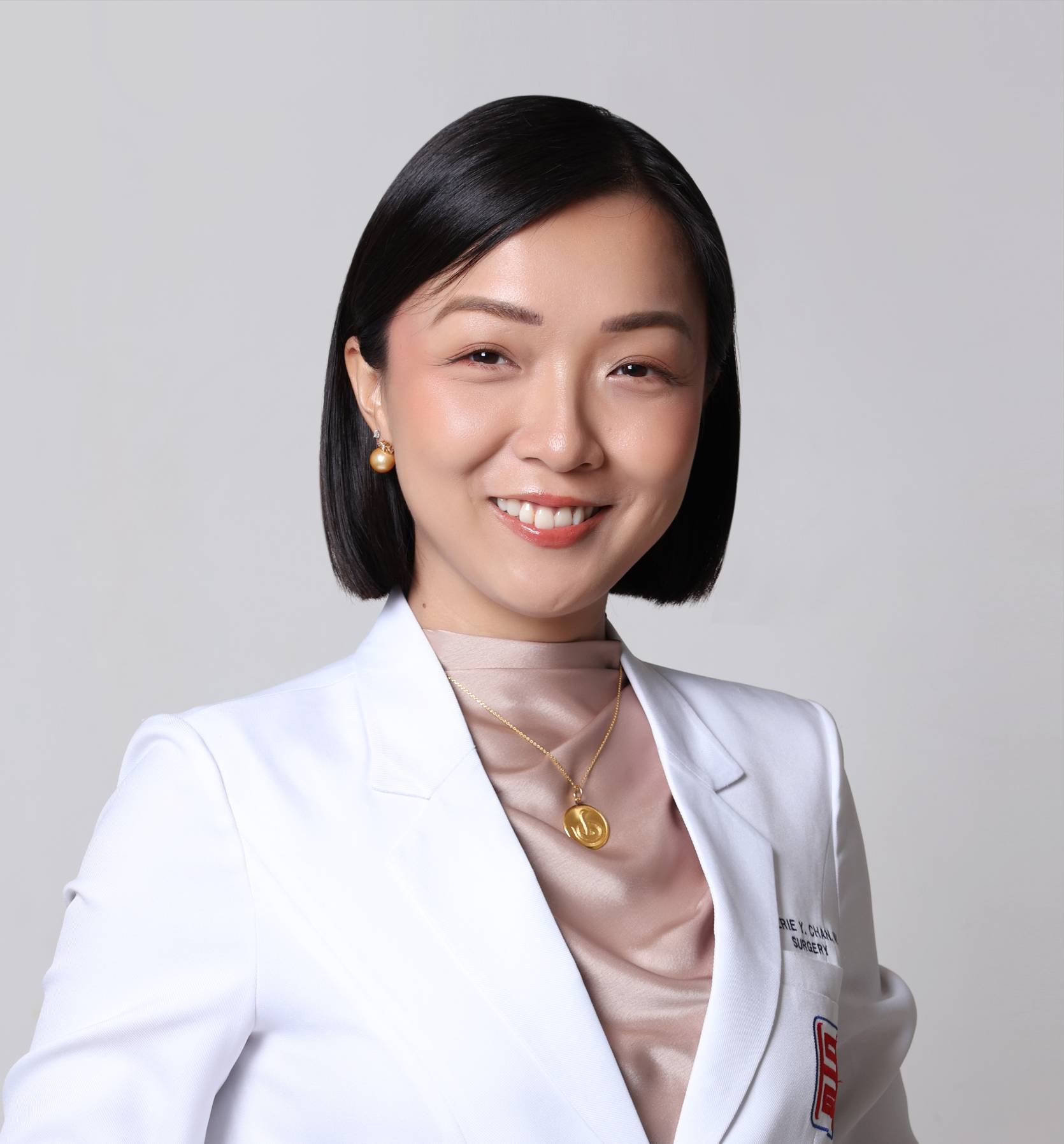 Dr. Dr. Sarah Johnson